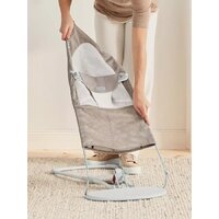 Шезлонг BabyBjorn Balance Mesh 0051.44 (grey/beige) - Превью изображения №5 — Интернет-магазин Time-Shop
