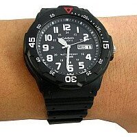 Наручные часы Casio MRW-200H-1BVEF - Превью изображения №2 — Интернет-магазин Time-Shop