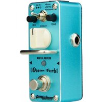 Струны, педали и аксессуары для гитар