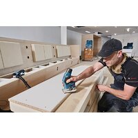 Кромочно-петельный фрезер Bosch GKF 12V-8 Professional 06016B0000 (с 2-мя АКБ и кейсом) - Превью изображения №3 — Интернет-магазин Time-Shop