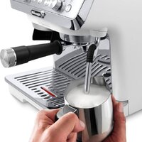 Кофемашина DeLonghi La Specialista Arte Manual EC9155.W - Превью изображения №4 — Интернет-магазин Time-Shop