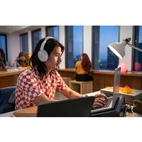 Наушники Bose QuietComfort 45 (белый) - Превью изображения №5 — Интернет-магазин Time-Shop