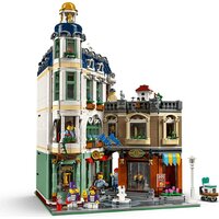 Конструктор LEGO Icons 11371 Торговая улица - Превью изображения №3 — Интернет-магазин Time-Shop