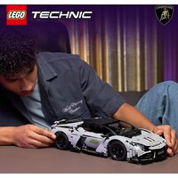 Конструктор LEGO Technic 42214 Суперкар Lamborghini Revuelto - Превью изображения №8 — Интернет-магазин Time-Shop