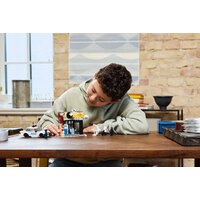 Конструктор LEGO Super Heroes Через вселенные: Майлз Моралес против Спота 76311 - Превью изображения №10 — Интернет-магазин Time-Shop