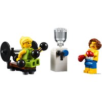 Конструктор LEGO Creator 10260 Ресторанчик в центре - Превью изображения №21 — Интернет-магазин Time-Shop