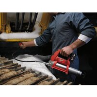 Пистолет смазочный  Milwaukee M12 GG-401B 4933441675 (с 1-им АКБ, сумка) - Превью изображения №3 — Интернет-магазин Time-Shop