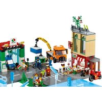 Конструктор LEGO City 60292 Центр города - Превью изображения №7 — Интернет-магазин Time-Shop