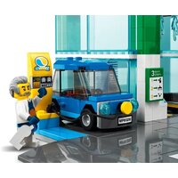 Конструктор LEGO City 60292 Центр города - Превью изображения №12 — Интернет-магазин Time-Shop