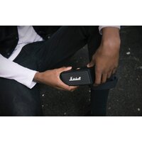 Беспроводная колонка Marshall Emberton (кремовый) - Превью изображения №4 — Интернет-магазин Time-Shop