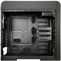 Корпус Thermaltake Core V71 версия с закаленным стеклом CA-1B6-00F1WN-04 - Превью изображения №13 — Интернет-магазин Time-Shop