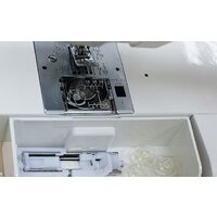 Электронная швейная машина Janome ArtDecor 724E - Превью изображения №3 — Интернет-магазин Time-Shop