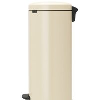 Мусорное ведро Brabantia Pedal Bin NewIcon 30 л (миндальный) - Превью изображения №2 — Интернет-магазин Time-Shop