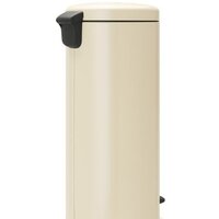 Мусорное ведро Brabantia Pedal Bin NewIcon 30 л (миндальный) - Превью изображения №3 — Интернет-магазин Time-Shop