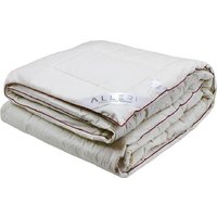 Одеяла и подушки