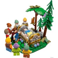 Конструктор LEGO Disney 43242 Домик Белоснежки и семи гномов - Превью изображения №8 — Интернет-магазин Time-Shop