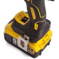 Ударная дрель-шуруповерт DeWalt DCD796P2 (с 2-мя АКБ 5 Ah) - Превью изображения №4 — Интернет-магазин Time-Shop
