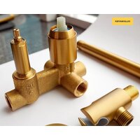 Душевая система  Vincea Desire VSFW-1D1BG - Превью изображения №8 — Интернет-магазин Time-Shop