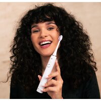 Электрическая зубная щетка TrueLife SonicBrush Clean70 UV (белый) - Превью изображения №9 — Интернет-магазин Time-Shop