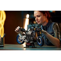 Конструктор LEGO Technic 42159 Yamaha MT-10 SP - Превью изображения №8 — Интернет-магазин Time-Shop