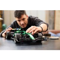 Конструктор LEGO Technic 42240 Aston Martin Aramco AMR25 F1 - Превью изображения №14 — Интернет-магазин Time-Shop