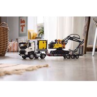 Конструктор LEGO Technic Грузовик Volvo FMX и электрический экскаватор EC230 42175 - Превью изображения №11 — Интернет-магазин Time-Shop