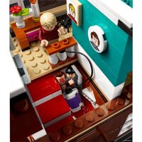 Конструктор LEGO Ideas 21330 Один дома - Превью изображения №30 — Интернет-магазин Time-Shop