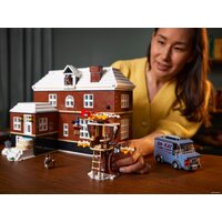 Конструктор LEGO Ideas 21330 Один дома - Превью изображения №46 — Интернет-магазин Time-Shop