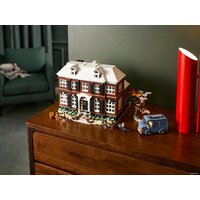 Конструктор LEGO Ideas 21330 Один дома - Превью изображения №39 — Интернет-магазин Time-Shop