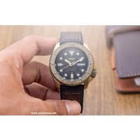 Наручные часы Seiko SRPE80K1 - Превью изображения №4 — Интернет-магазин Time-Shop