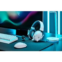 Наушники Razer Blackshark V2 Pro (белый) - Превью изображения №6 — Интернет-магазин Time-Shop