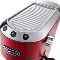 Рожковая кофеварка DeLonghi Dedica EC 685.R - Превью изображения №3 — Интернет-магазин Time-Shop