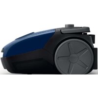 Пылесос Philips FC8240/09 - Превью изображения №5 — Интернет-магазин Time-Shop