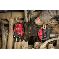Гайковерт Milwaukee M18 FIW2P12-502X 4933478447 (с 2-мя АКБ, кейс) - Превью изображения №6 — Интернет-магазин Time-Shop