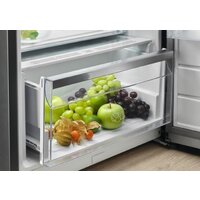 Однокамерный холодильник Electrolux LRC5ME38X2 - Превью изображения №6 — Интернет-магазин Time-Shop