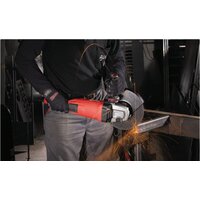 Угловая шлифмашина Milwaukee AGVK24-230EK 4933451413 - Превью изображения №4 — Интернет-магазин Time-Shop