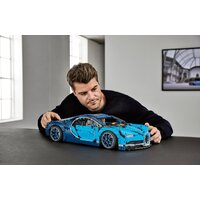Конструктор LEGO Technic 42083 Bugatti Chiron - Превью изображения №16 — Интернет-магазин Time-Shop