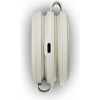 Беспроводное зарядное Satechi OntheGo 3-in-1 Charger ST-QTG31W (бежевый) - Превью изображения №3 — Интернет-магазин Time-Shop