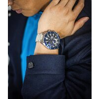 Наручные часы Casio Edifice EFV-620D-1A2 - Превью изображения №3 — Интернет-магазин Time-Shop