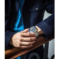 Наручные часы Casio Edifice EFV-620D-1A2 - Превью изображения №6 — Интернет-магазин Time-Shop