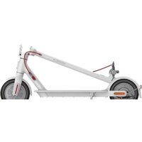 Электросамокат Xiaomi Electric Scooter 3 Lite BHR5389GL (белый) - Превью изображения №3 — Интернет-магазин Time-Shop