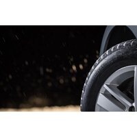 Зимние шины Nokian Tyres Nordman 7 175/70R13 82T (шипы) - Превью изображения №2 — Интернет-магазин Time-Shop