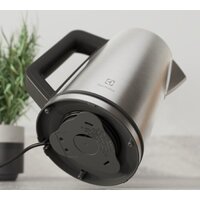 Электрический чайник Electrolux E5K1-6ST - Превью изображения №4 — Интернет-магазин Time-Shop