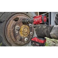 Гайковерт Milwaukee M18 FMTIW2P12-0X 4933478453 (с 2-мя АКБ, кейс) - Превью изображения №7 — Интернет-магазин Time-Shop