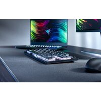 Клавиатура Razer DeathStalker V2 Pro TKL (Razer Low Profile Optical Red, нет кириллицы) - Превью изображения №4 — Интернет-магазин Time-Shop