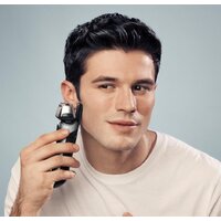 Электробритва Braun Series 8 8467cc Wet & Dry - Превью изображения №11 — Интернет-магазин Time-Shop