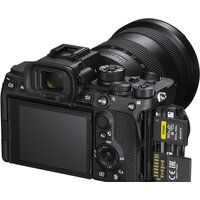 Беззеркальный фотоаппарат Sony Alpha a7S III Body - Превью изображения №13 — Интернет-магазин Time-Shop