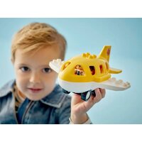Конструктор LEGO Duplo Впервые в аэропорту 10443 - Превью изображения №7 — Интернет-магазин Time-Shop