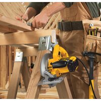 Дисковая (циркулярная) пила DeWalt DWE576K - Превью изображения №4 — Интернет-магазин Time-Shop