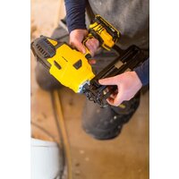 Гвоздезабиватель Stanley FMC792B (без АКБ) - Превью изображения №4 — Интернет-магазин Time-Shop